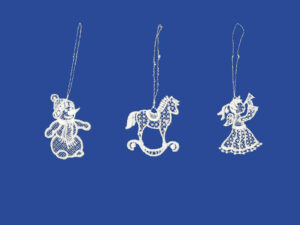 plauener spitze fensterbilder zu weihnachten, weihnachtsanhänger