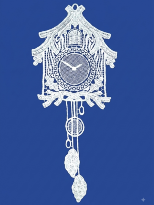 plauener spitze fensterbild kuckucksuhr – 35 × 15 cm