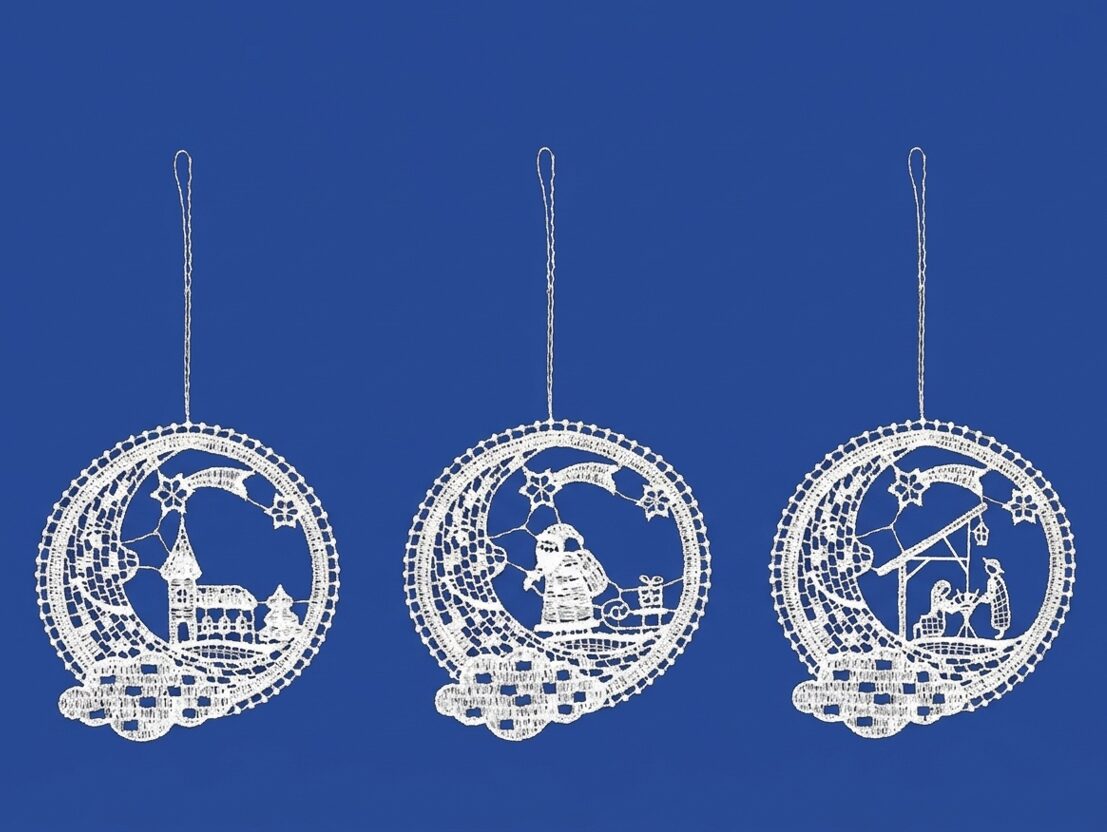 plauener spitze 3er set anhänger mond mit weihnachtsmotiven